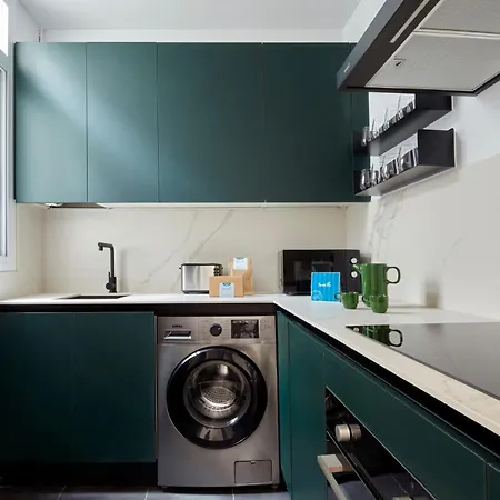 Apartment Rocafort In Eixample Barcelona