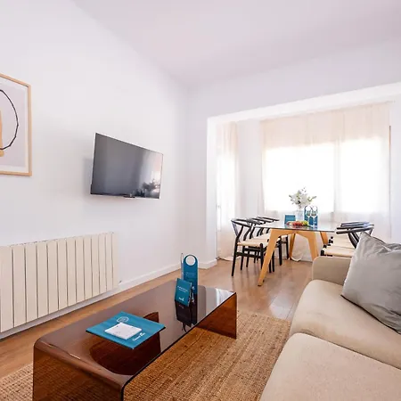Apartment Rocafort In Eixample Barcelona