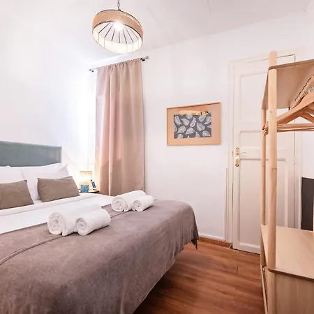 Rocafort In Eixample Apartment *