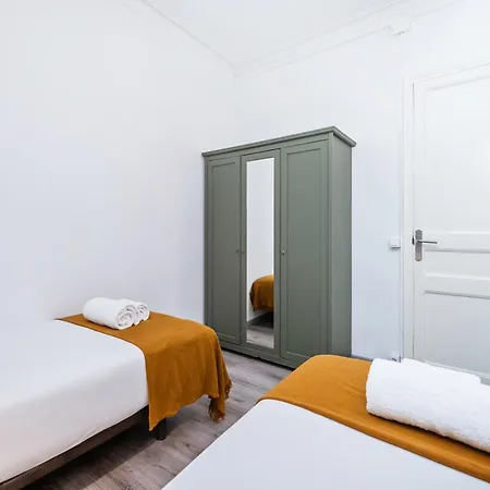 Apartment Rocafort In Eixample
