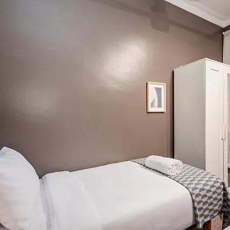 Apartment Rocafort In Eixample Barcelona